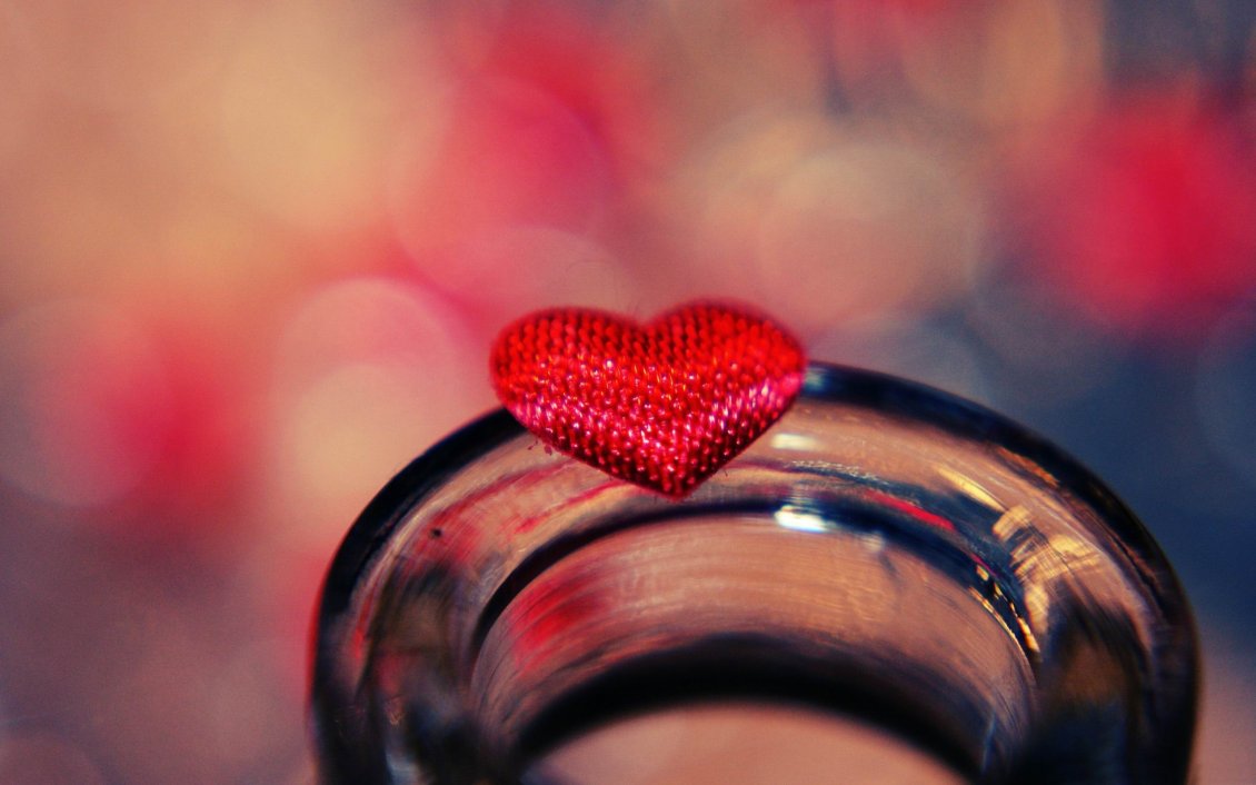 Download Wallpaper Little red heart on a glass - HD sweet love day