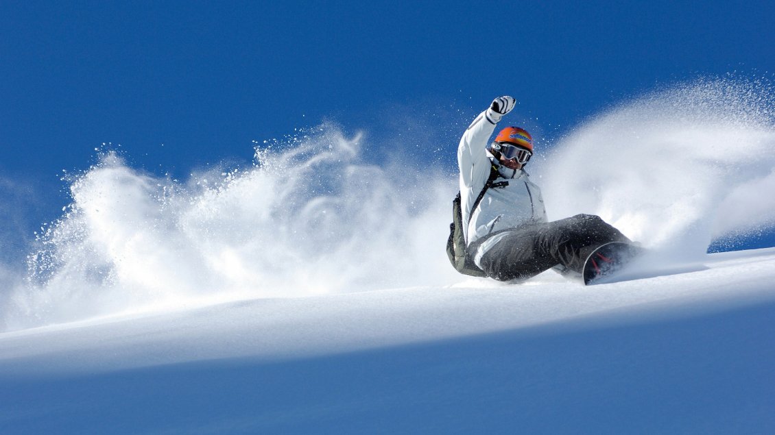 Download Wallpaper Beautiful winter sports - snowboard time