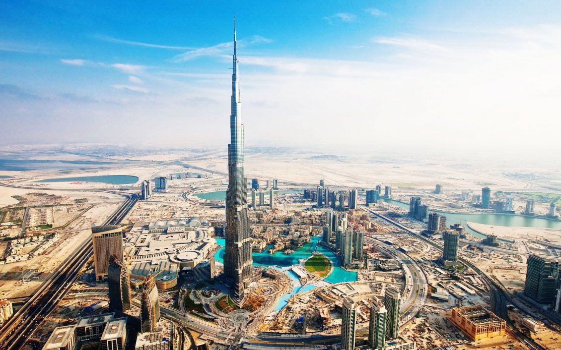 Download Wallpaper Wonderful architecture at Burj Khalifa city from Dubai