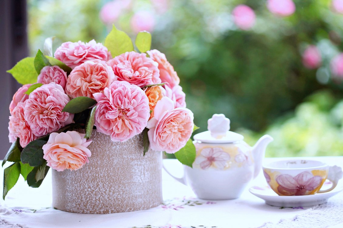 Download Wallpaper Good morning spring season - flowers and tea