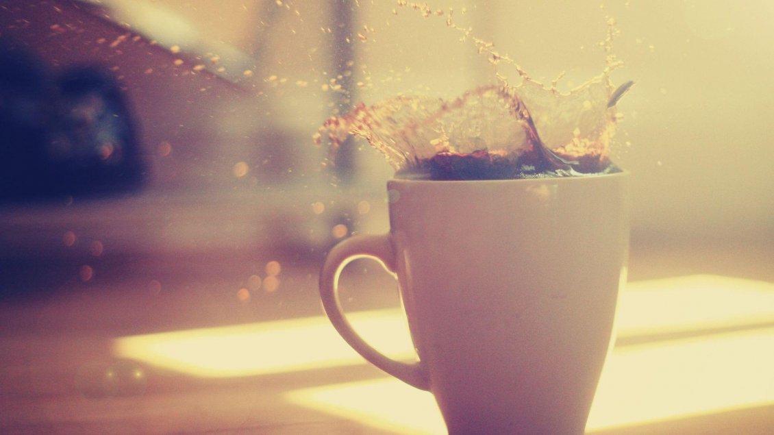 Download Wallpaper Splash - good morning coffee time