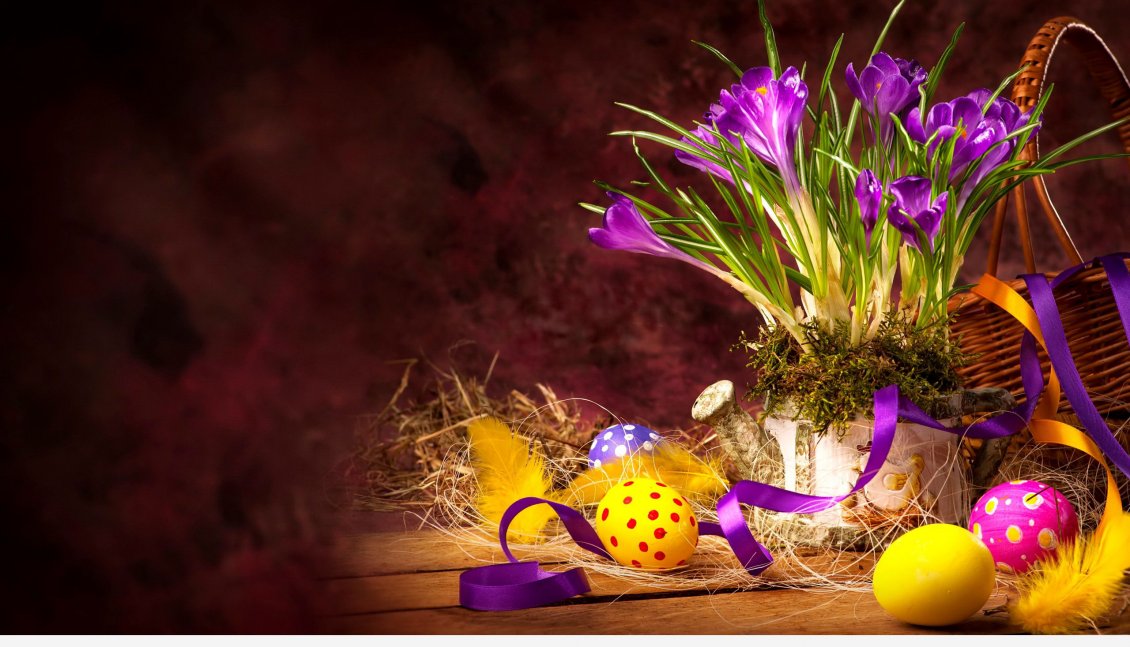 Download Wallpaper Beautiful crocuses flowers - Happy Easter Holiday