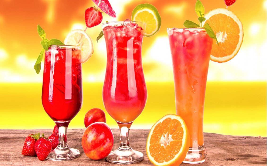 Download Wallpaper Three delicious fruit cocktails - summer drink