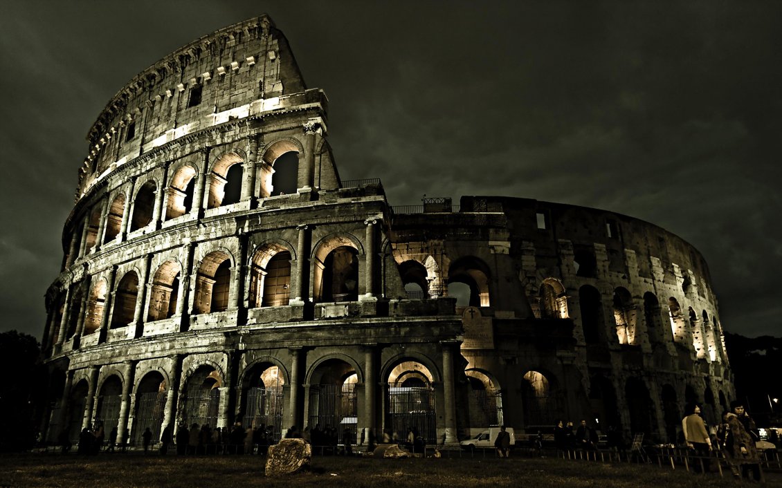 Download Wallpaper Wonderful architecture in Rome - Colosseum building