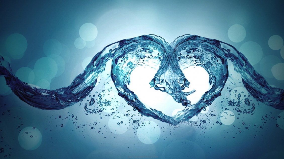 Download Wallpaper Pure love - Heart of water