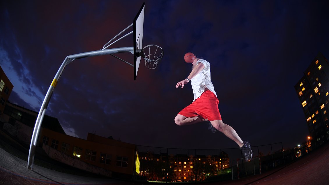 Download Wallpaper Man play basketball in the night - Wonderful sport wallpaper