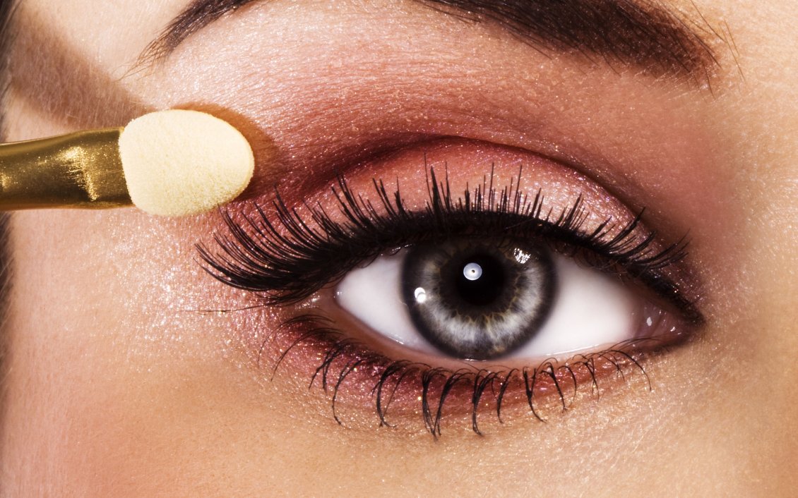 Download Wallpaper Autumn makeup - Beautiful grey eye