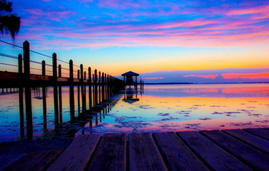 Download Wallpaper Wonderful colors over the ocean - Good night sun
