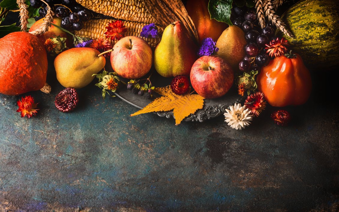 Download Wallpaper Wonderful Autumn wallpaper with delicious fruits