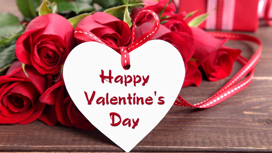 Download Wallpaper Red bouquet of roses - Happy Valentine's day my love
