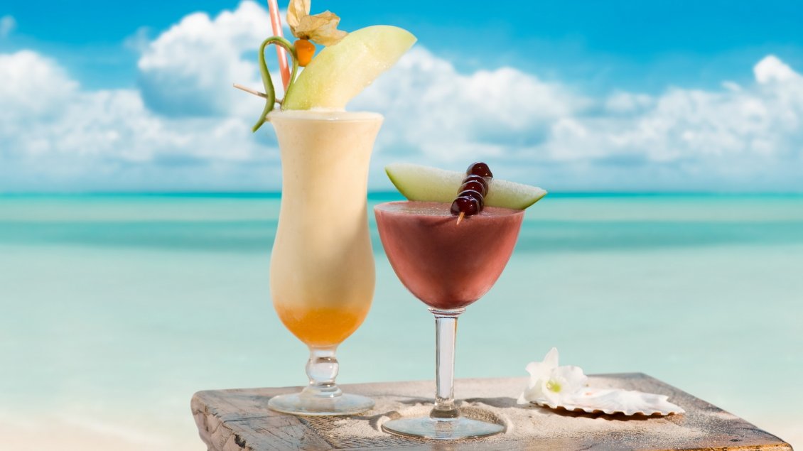 Download Wallpaper Special cocktail for a hot summer day - Beach sand