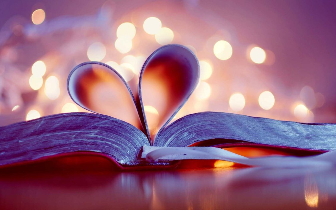 Download Wallpaper Heart from a book - Read is the love of this year