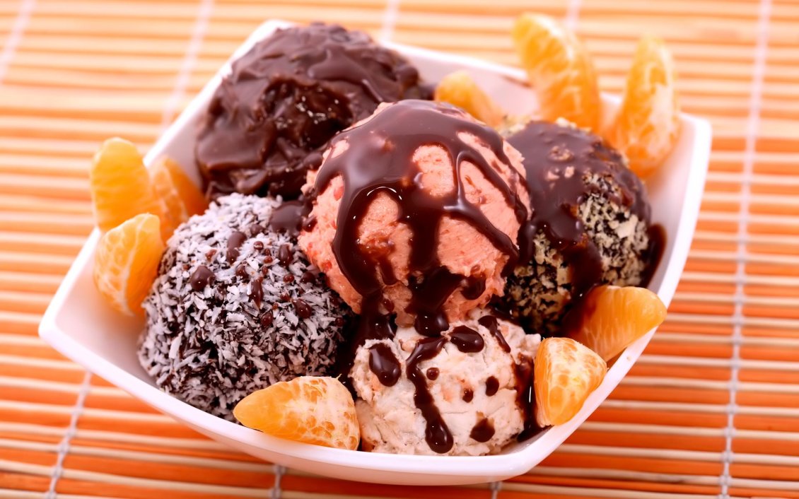 Download Wallpaper Tangerine slice and delicious chocolate ice cream