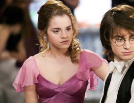 Emma Watson and Daniel Radcliffe in Harry Potter movie