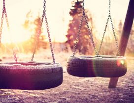 Swings made ​​from car tires