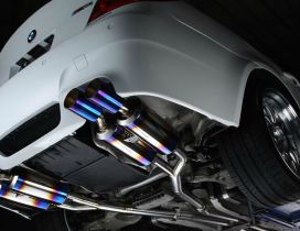 BMW M5 exhaust pipes