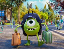 Monster University - Green monster with two suitcases
