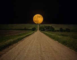 Right path toward a full moon