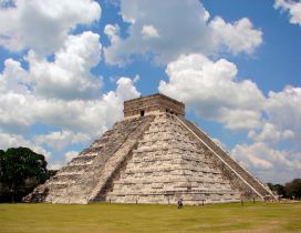 Wonders of the world - Maya archaeological heritage in Mexic