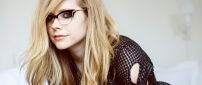 Avril Lavigne with glasses - American singer
