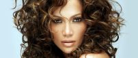 Jennifer Lopez with curly hair - Singer and dancer