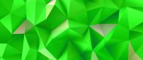 Green and white triangles - 3D Pyramids wallpaper