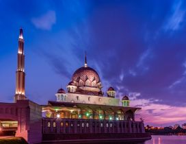 The Putra Mosque from Malaysia - Building wallpaper