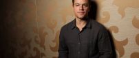 The actor Matt Damon with gray shirt