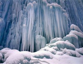 Frozen waterfall - wonderful winter wallpaper