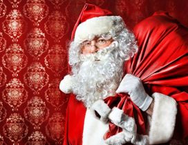 Real Santa Claus and the box gift - Christmas night