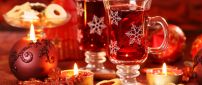 Hot tea in the magic night of Christmas - HD wallpaper
