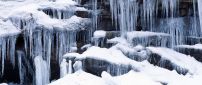 Wonderful frozen waterfall - HD winter wallpaper