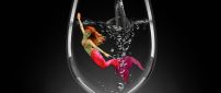 Red Mermaid in a glass of water - HD wallpaper