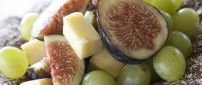 Figs and grapes - Perfect fruits for cheese
