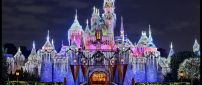 Disneyland Paris in winter spirit - HD wallpaper