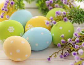 Wonderful painted Easter eggs and purple flowers