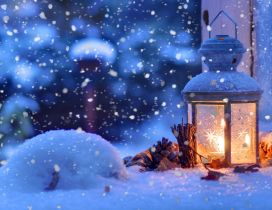 Candle outside in a winter cold night - HD wallpaper