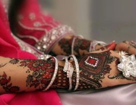 Wonderful Bridal Mehndi Indian style - Wedding time henna