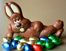 Romantic Chocolate bunny - Coloured Easter eggs