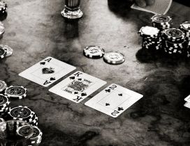 Black and white poker game on the table - HD wallpaper
