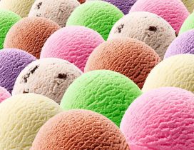 Delicious ice cream globes - Many different flavours fruit