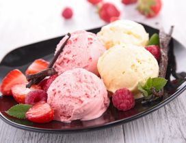 Vanilla bar and delicious fruits with ice cream