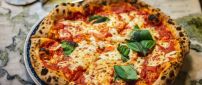 Delicious pizza margarita - Yammy tasty food
