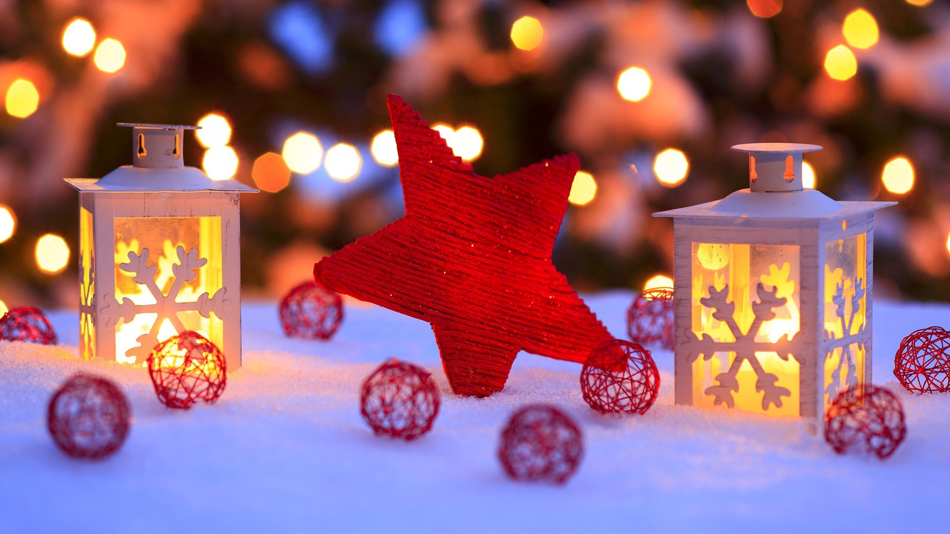 Red Christmas star and accessories - Winter HD wallpaper